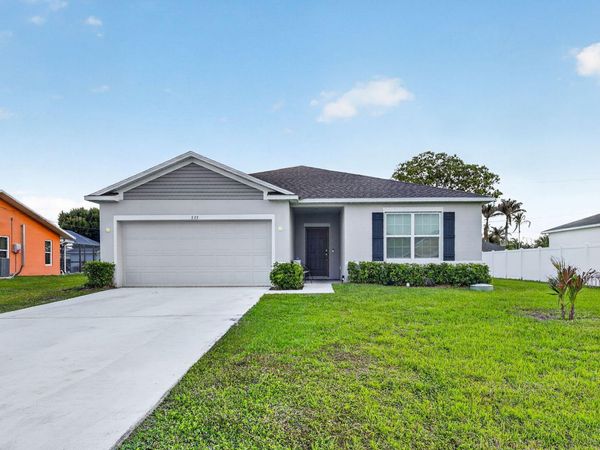 535 SW Butler Avenue, Port St. Lucie, FL 34983
