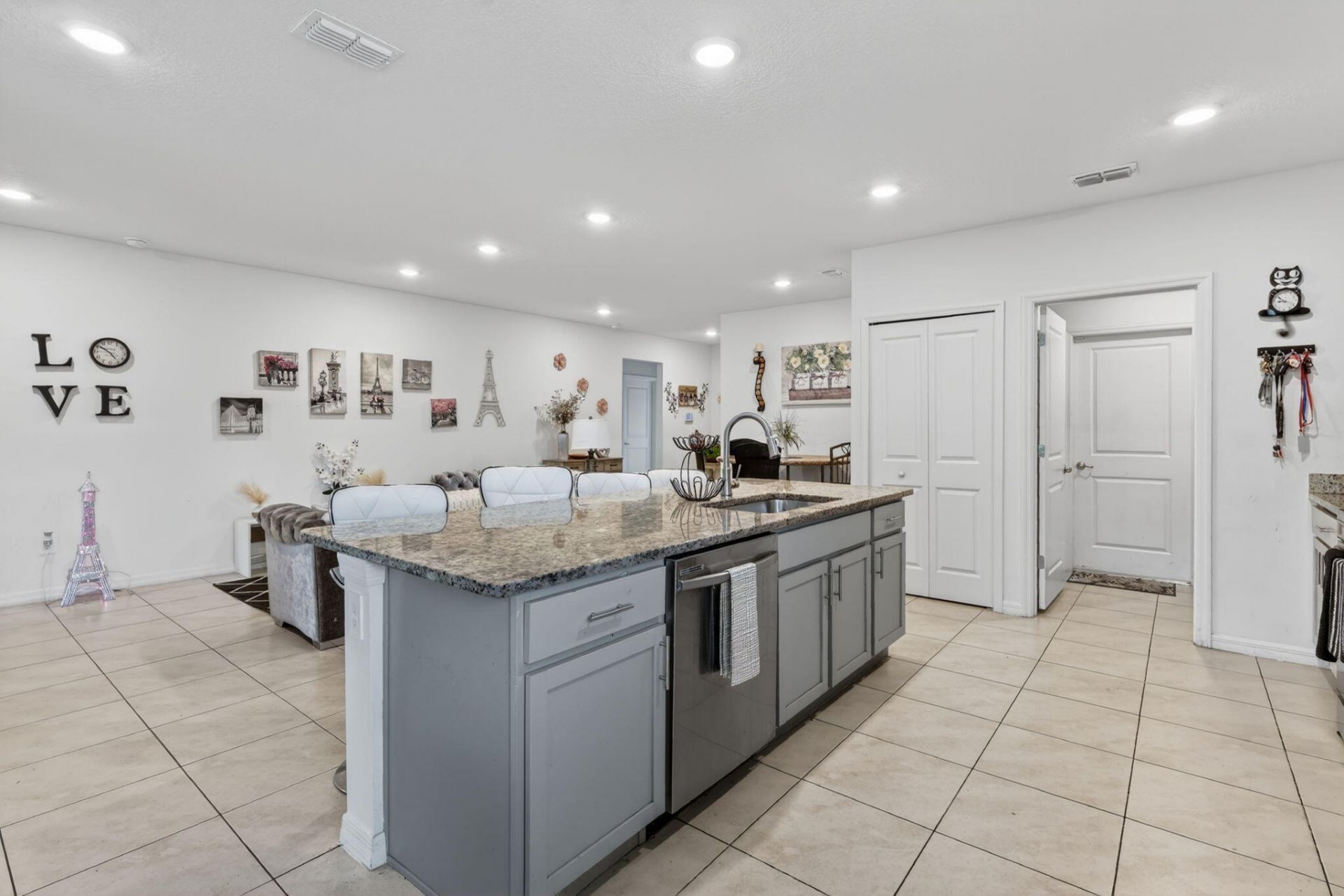 535 SW Butler Avenue, Port Saint Lucie, FL 34983 Photo