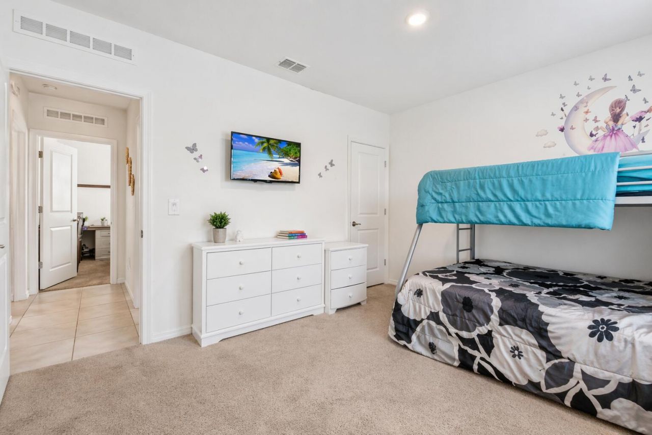 535 SW Butler Avenue, Port Saint Lucie, FL 34983 Photo