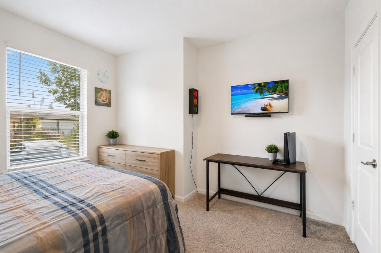 535 SW Butler Avenue, Port Saint Lucie, FL 34983 Photo