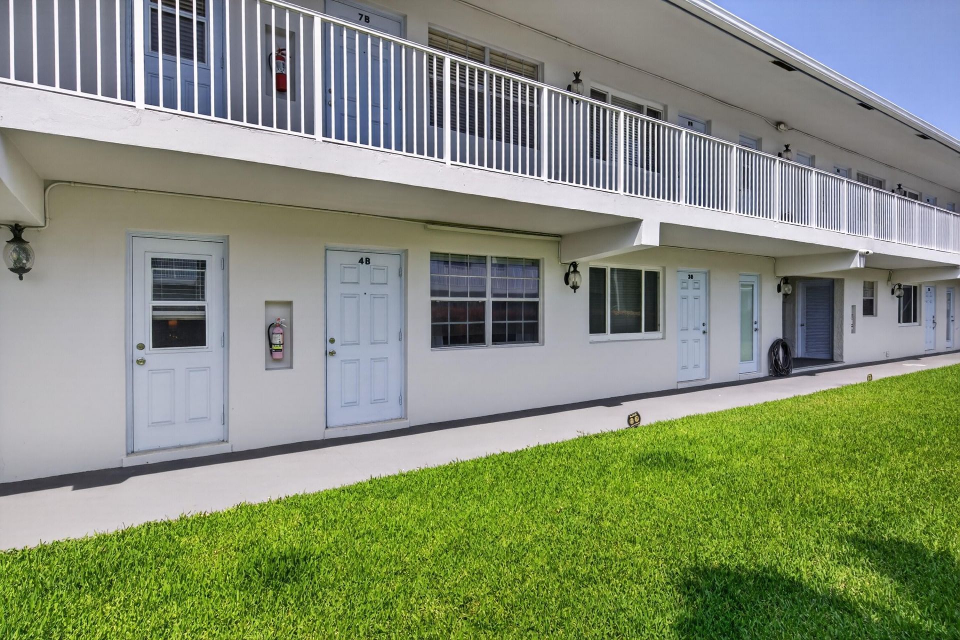 2110 NE 42nd Street, Unit 4b, Lighthouse Point, FL 33064 Photo