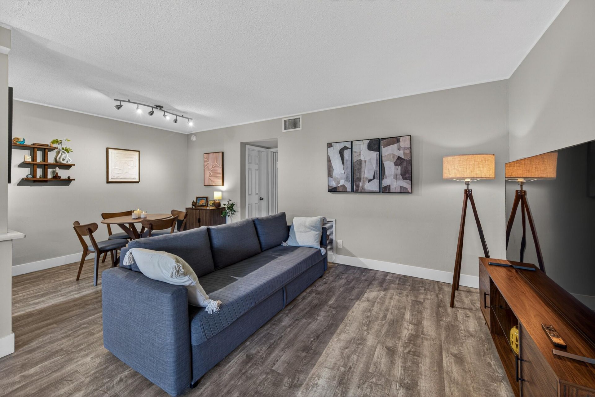 2110 NE 42nd Street, Unit 4b, Lighthouse Point, FL 33064 Photo