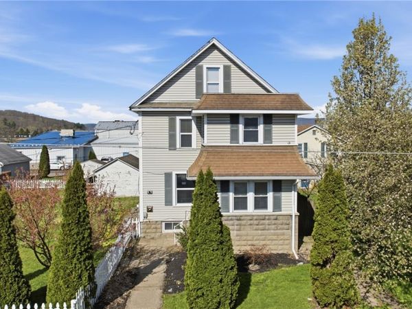 16 Townsend Avenue , Corning, NY 14830