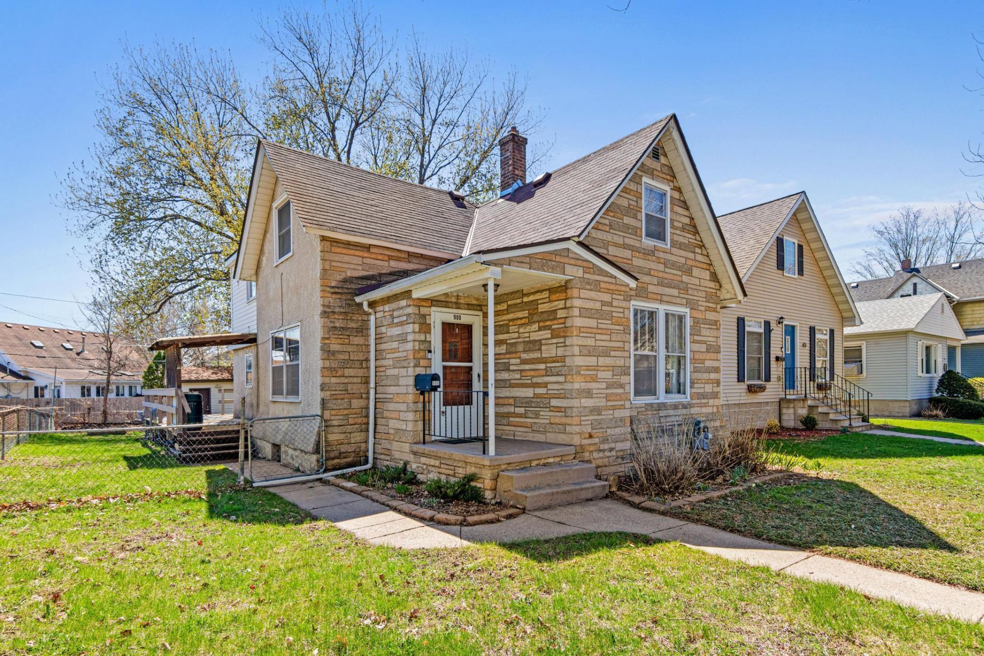900 Scheffer Avenue Saint Paul, MN 55102