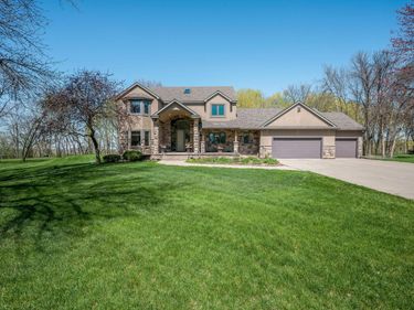 180 JoRay Drive, Mankato, MN 56001