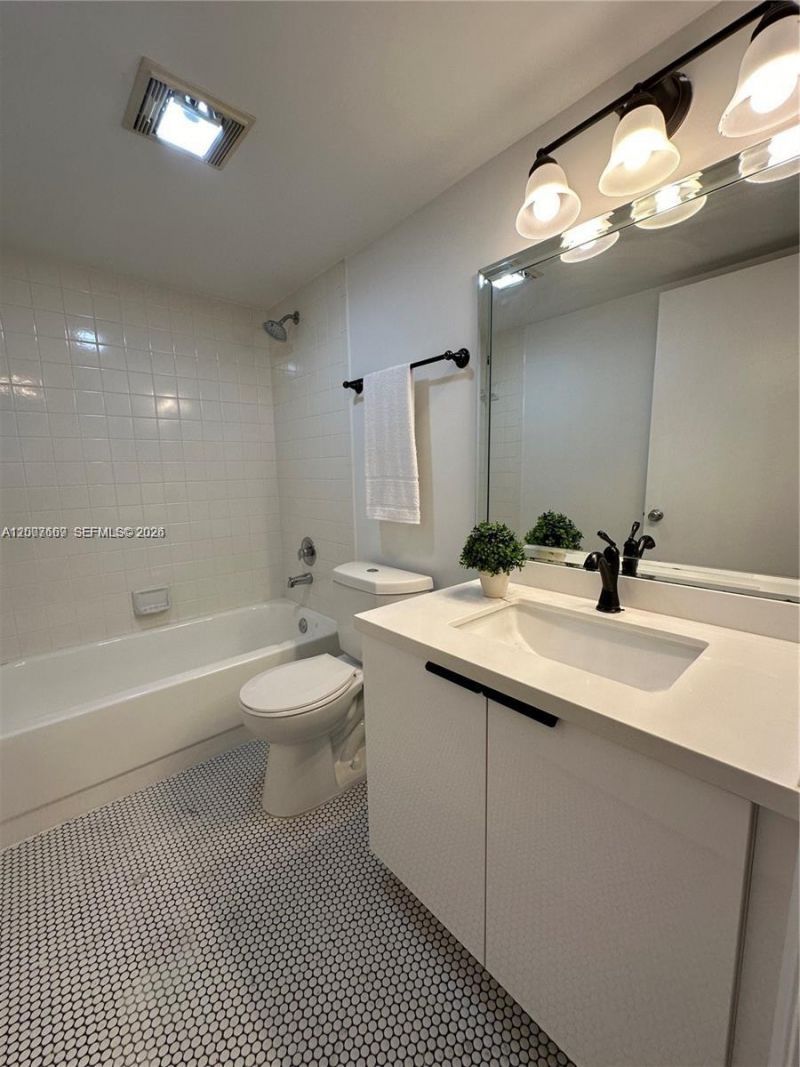 Please Call For Address, Unit 408P, Pembroke Pines, FL 33027 Photo