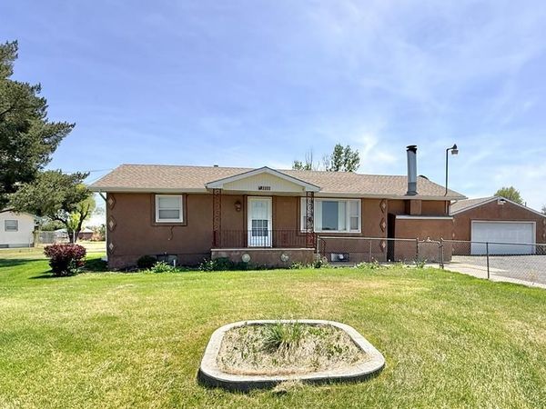 2202 Harvey Place, Pueblo, CO 81006