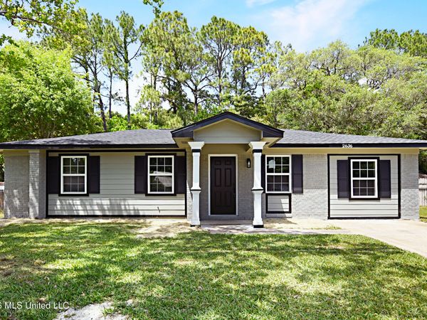 2636 Southern Drive, Gautier, MS 39553
