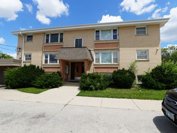 347 Dalewood Avenue , Unit 5, Wood Dale, IL 60191
