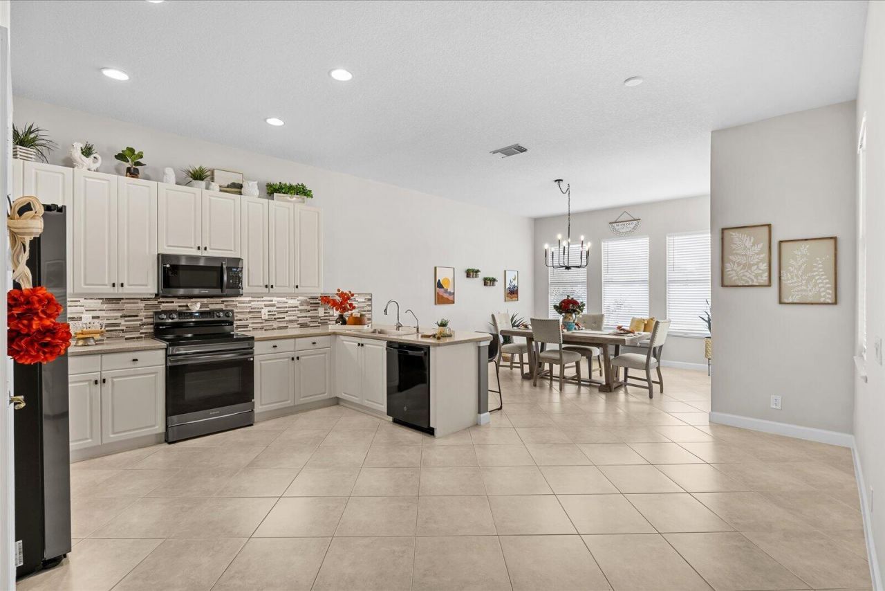 10491 SW Katrina Way, Port Saint Lucie, FL 34987 Photo