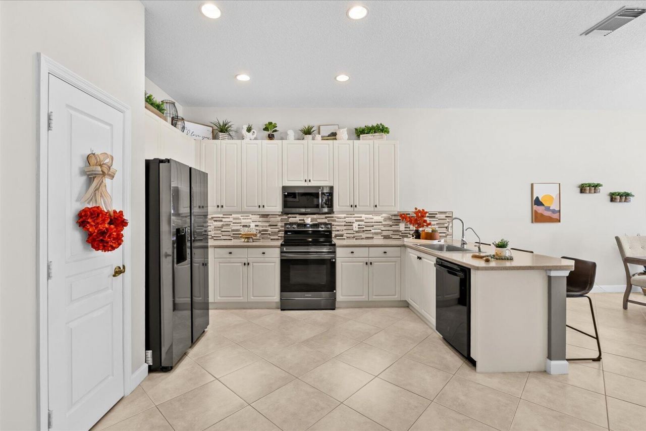 10491 SW Katrina Way, Port Saint Lucie, FL 34987 Photo