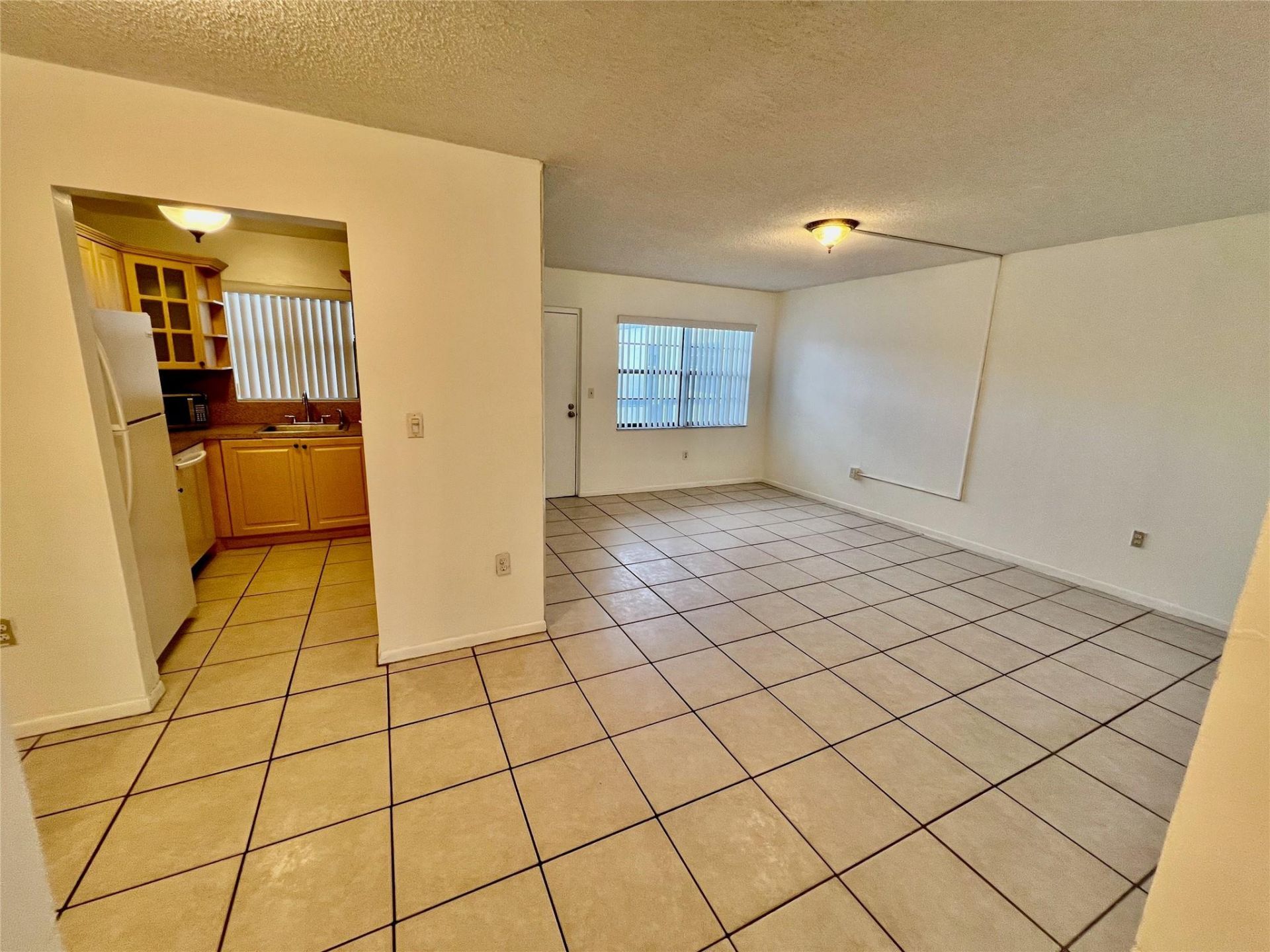 13500 NE 3rd Court, Unit 412, North Miami, FL 33161 Photo