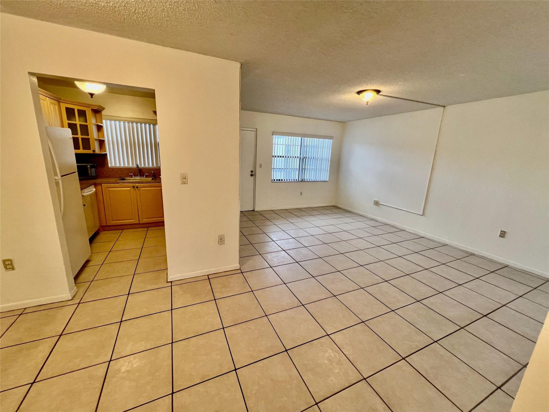 13500 NE 3rd Court, Unit 412, North Miami, FL 33161 Photo