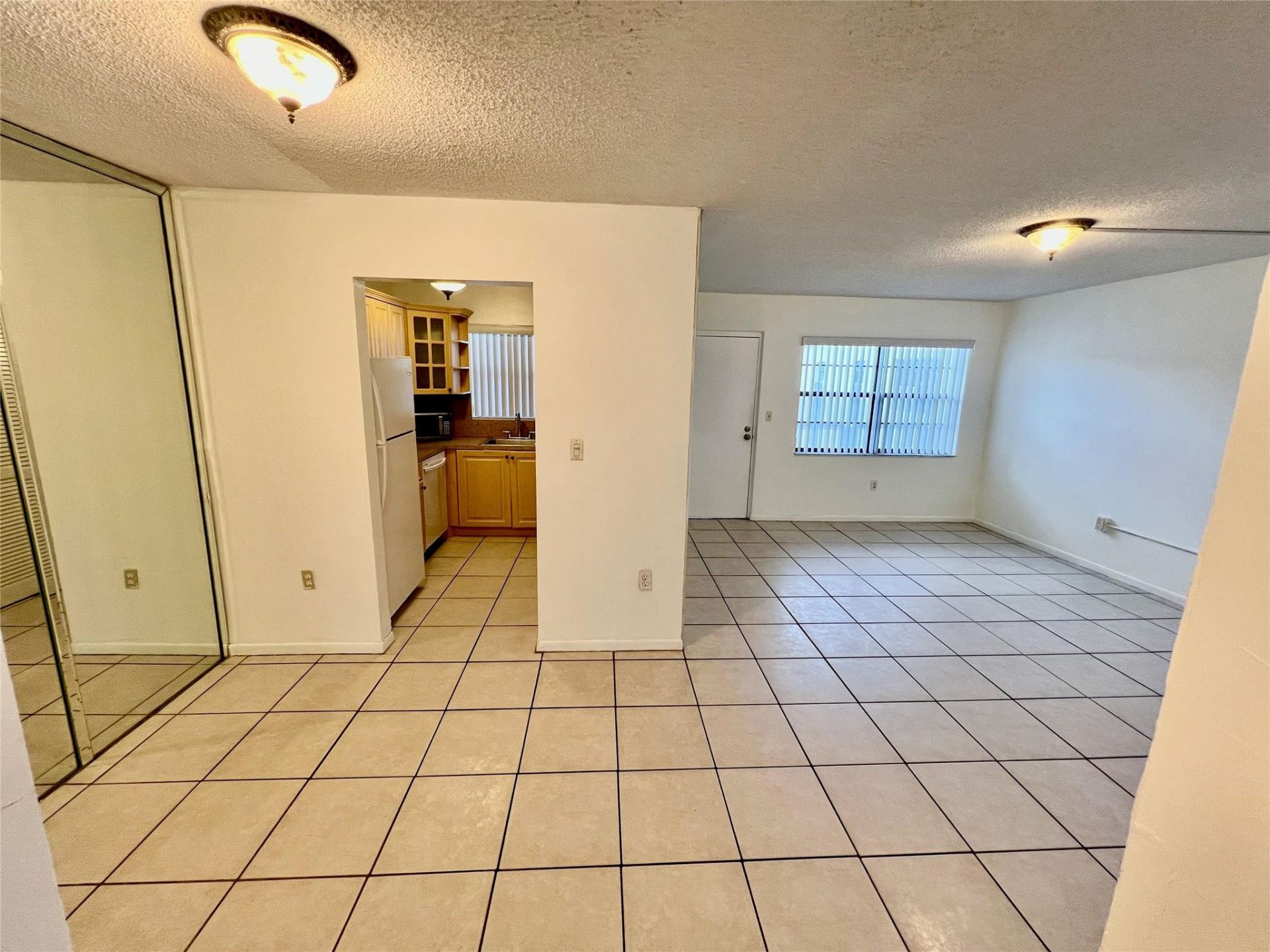 13500 NE 3rd Court, Unit 412, North Miami, FL 33161 Photo
