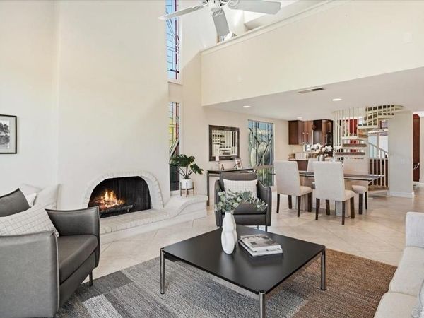 223 Via Osuna, Rancho Santa Fe, CA 92091