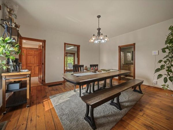 273 Buena Vista Avenue , Utica, OH 43080