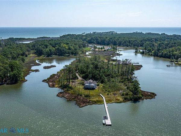 6406 Windmill Point Road , White Stone, VA 22578