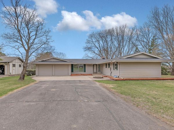 3604 Crestwood Drive NE, Alexandria, MN 56308