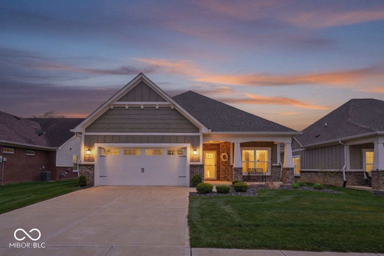 1569 Leisure Way, Greenfield, IN 46140 Main Photo