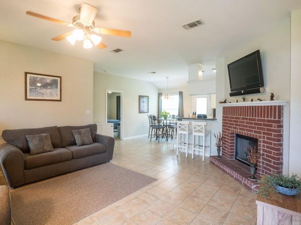 3209 Crystal CIR , Taylor, TX 76574