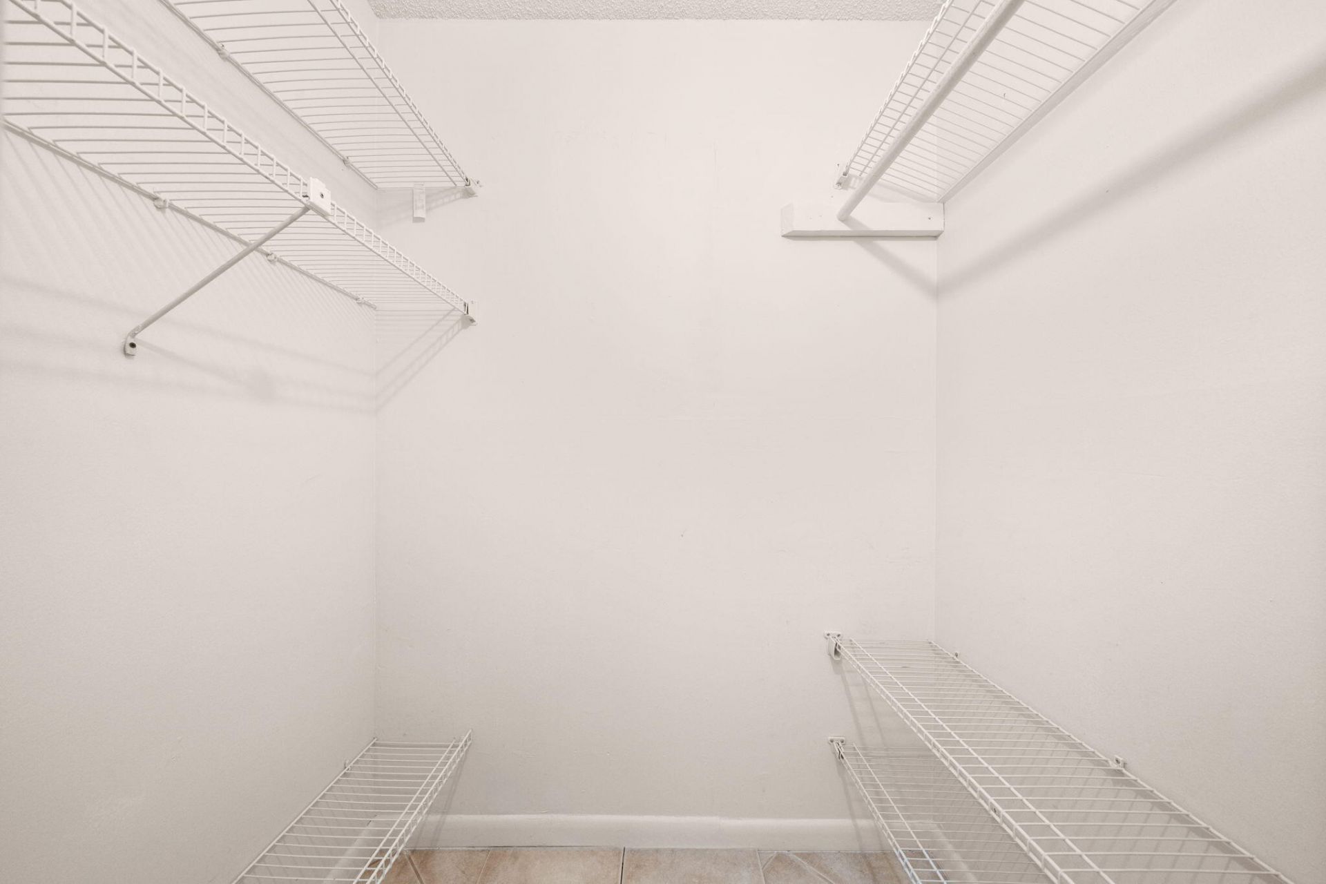 4001 Hillcrest Drive, Unit 406, Hollywood, FL 33021 Photo
