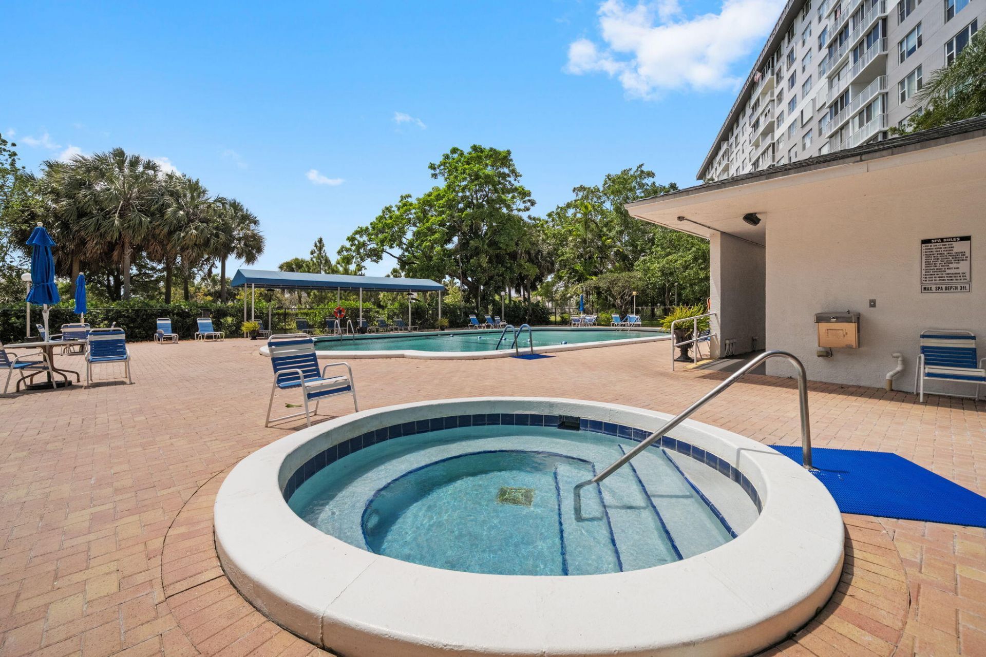 4001 Hillcrest Drive, Unit 406, Hollywood, FL 33021 Photo