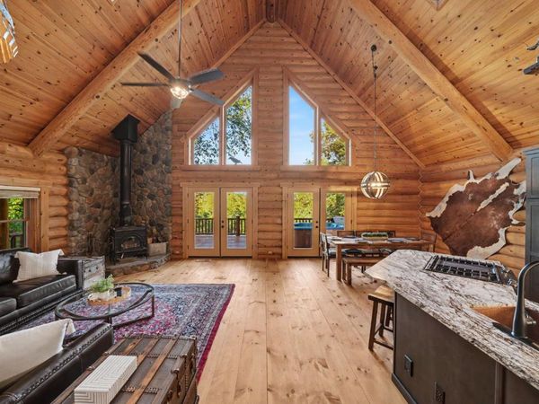211 Fox Rd, Glencoe, CA 95232