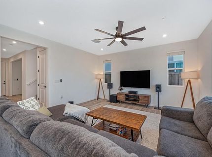 4049 Molten Creek Way, Roseville, CA 95747 Photo