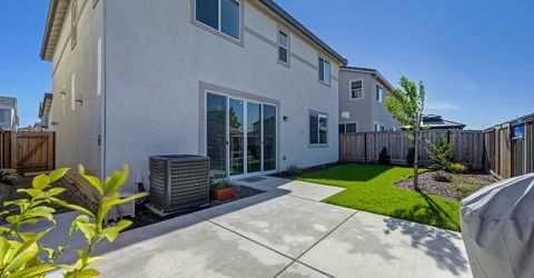 4049 Molten Creek Way, Roseville, CA 95747 Photo