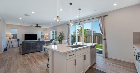 4049 Molten Creek Way, Roseville, CA 95747 Photo