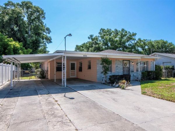 7307 N ALBANY AVENUE , TAMPA, FL 33604