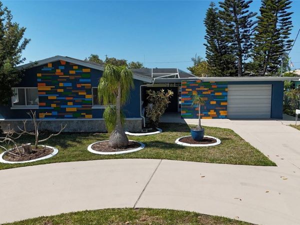 4240 FLORAMAR TERRACE , NEW PORT RICHEY, FL 34652