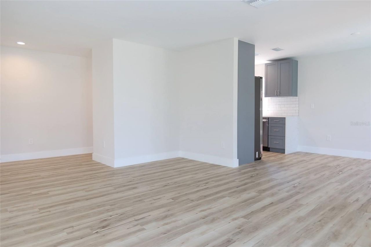 4240 Floramar Terrace , New Port Richey, FL 34652 Photo