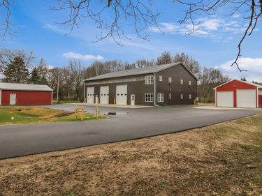 480 Parkdale Avenue E, Manistee, MI 49660