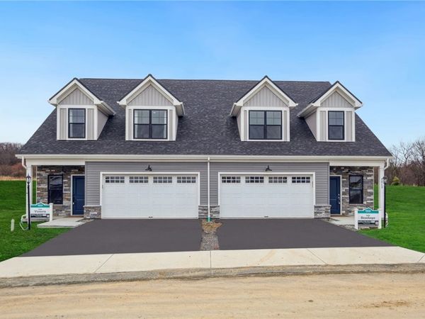 1011 Autumn Woods Drive, Evans City, PA 16033