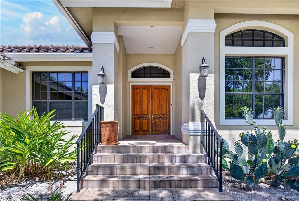 7214 Hendry Creek Dr, Fort Myers, FL 33908 Photo