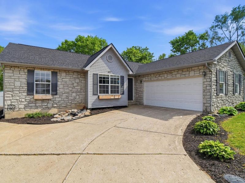 457 Martin Court, Trenton, OH 45067 Photo 3