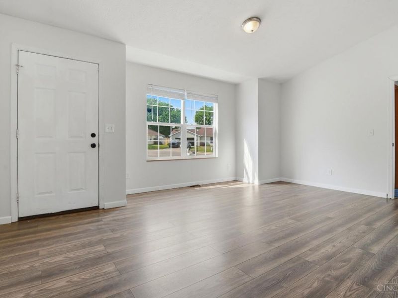457 Martin Court, Trenton, OH 45067 Photo 9