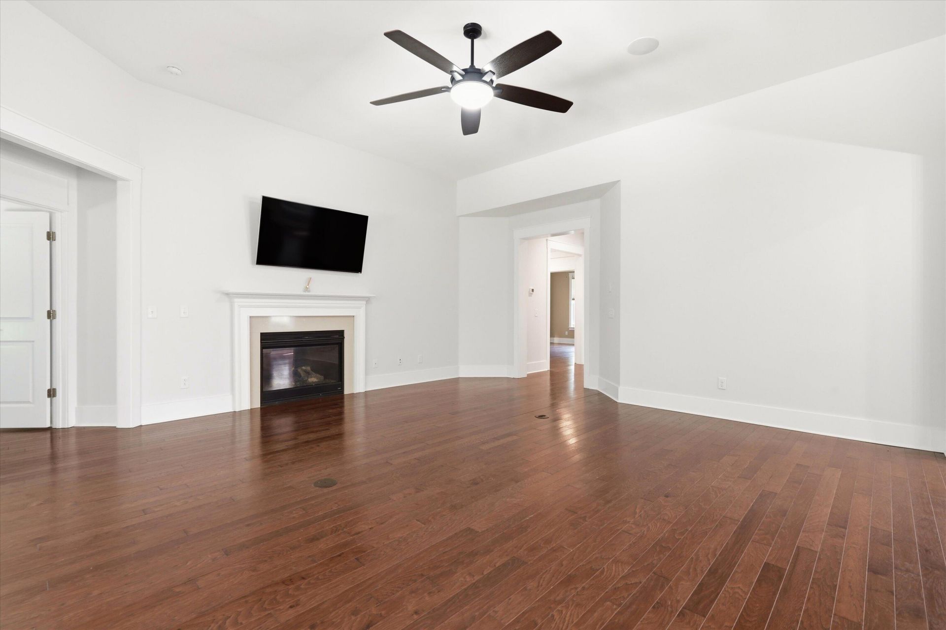 1113 Old Field Drive Photo 8