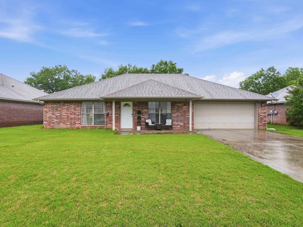 44 Blair Drive, Vilonia, AR 72173
