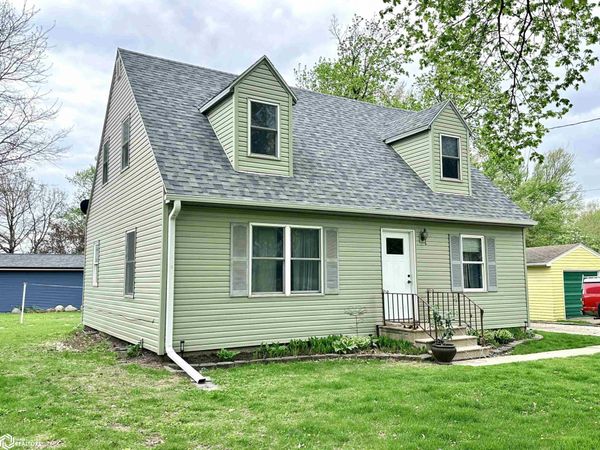 1842 4th Avenue, Grinnell, IA 50112