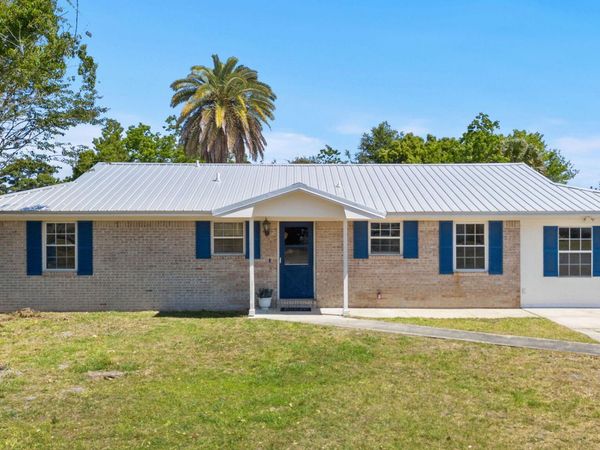 1812 Airport Circle, Panama City, FL 32405