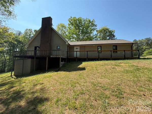 2922 Lovie Lane, Hudson, NC 28638