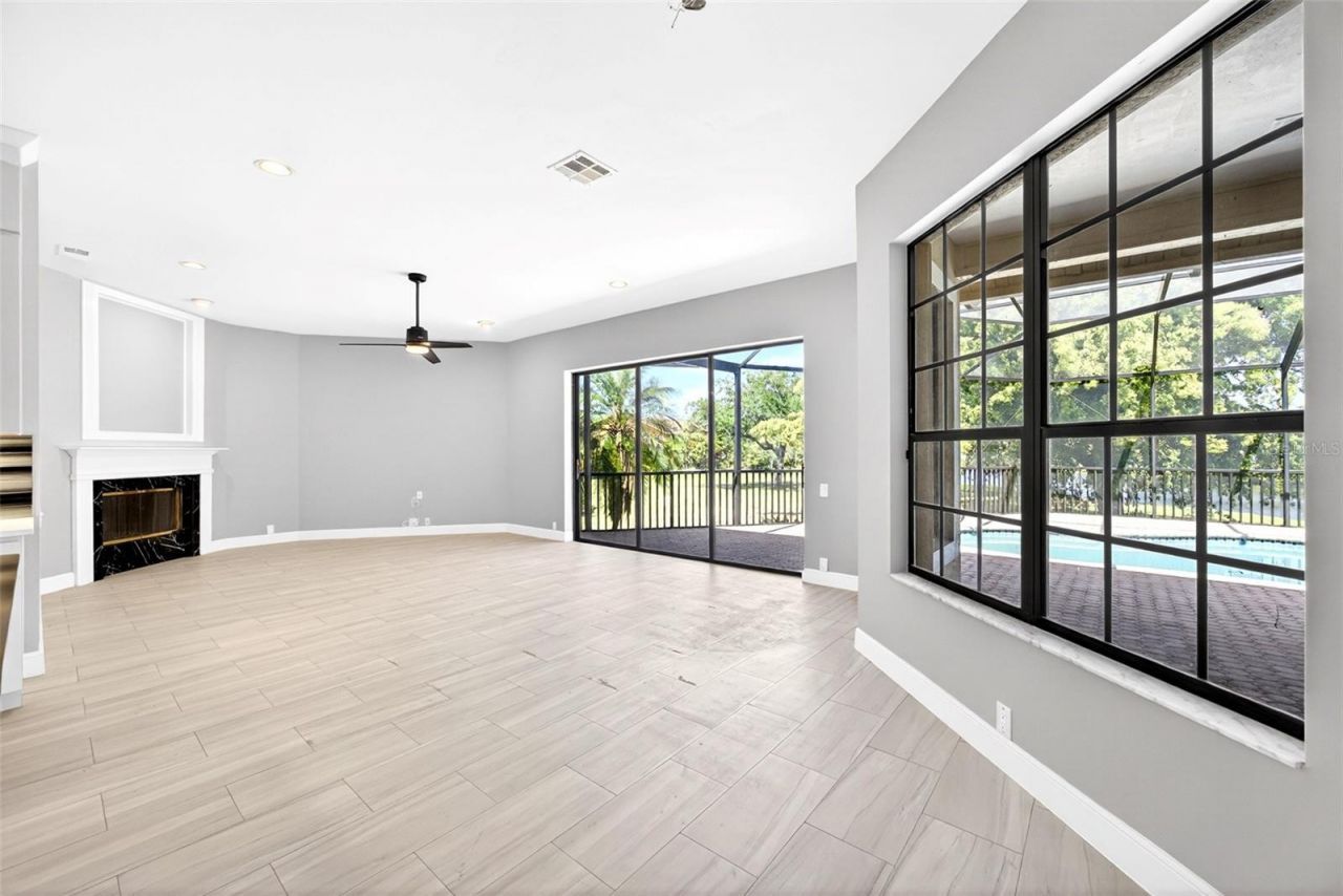 7214 Hendry Creek Drive, Fort Myers, FL 33908 Photo
