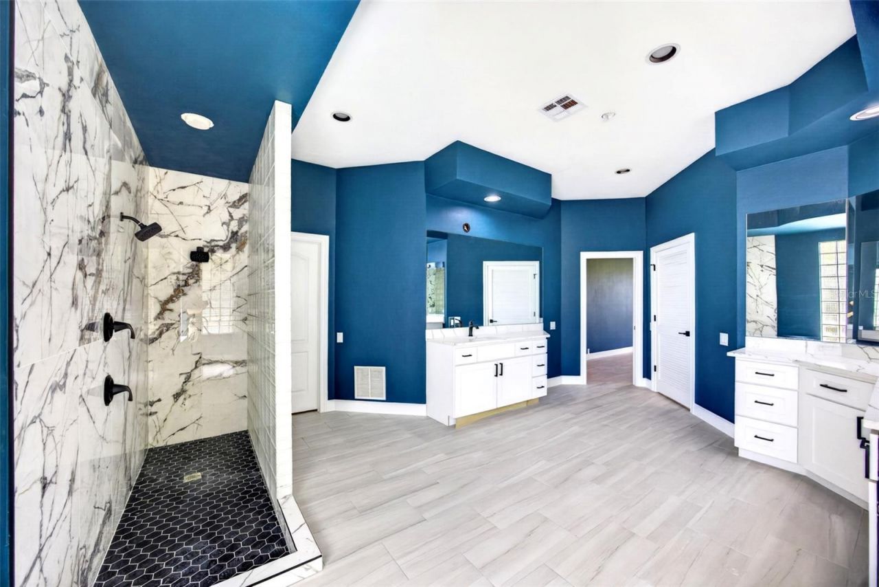 7214 Hendry Creek Drive, Fort Myers, FL 33908 Photo