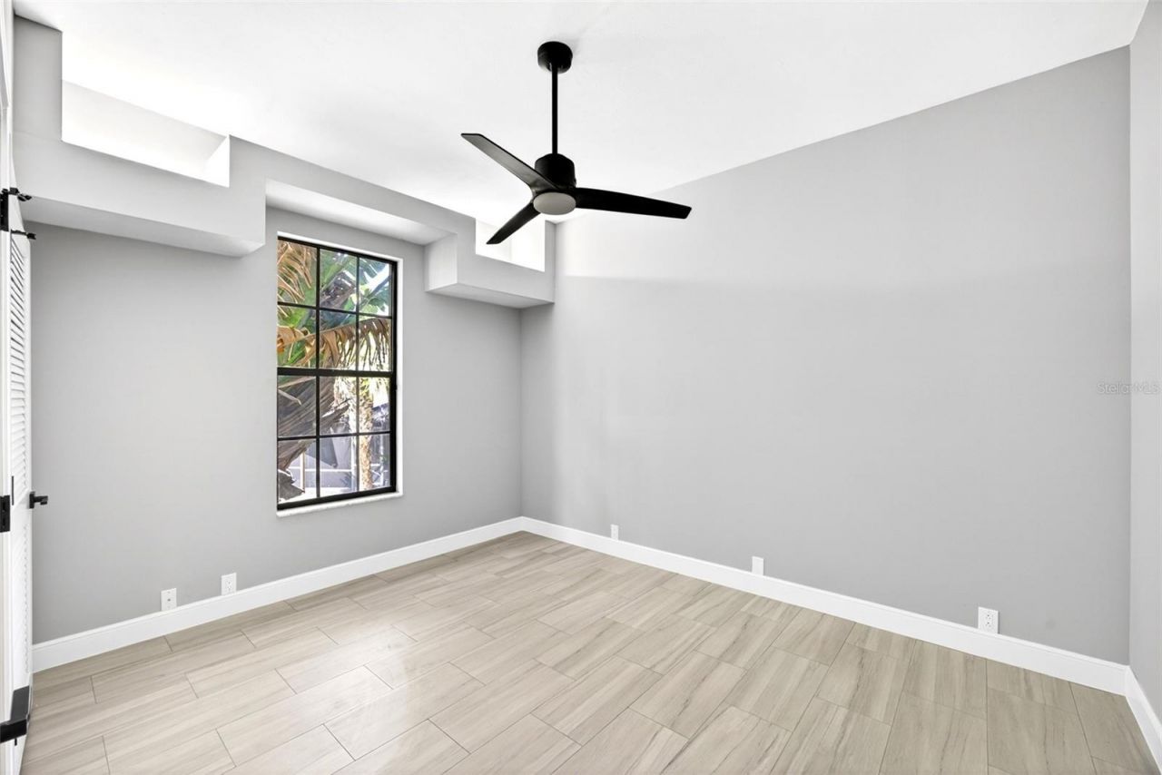 7214 Hendry Creek Drive, Fort Myers, FL 33908 Photo