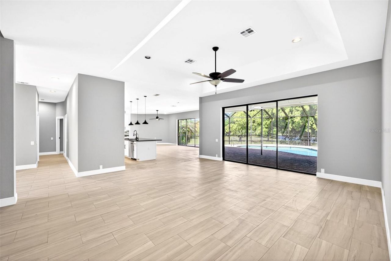 7214 Hendry Creek Drive, Fort Myers, FL 33908 Photo