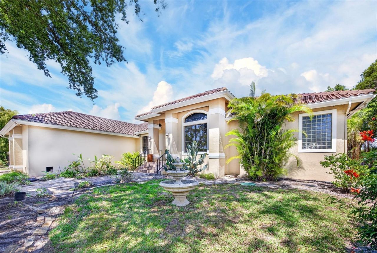 7214 Hendry Creek Drive, Fort Myers, FL 33908 Photo