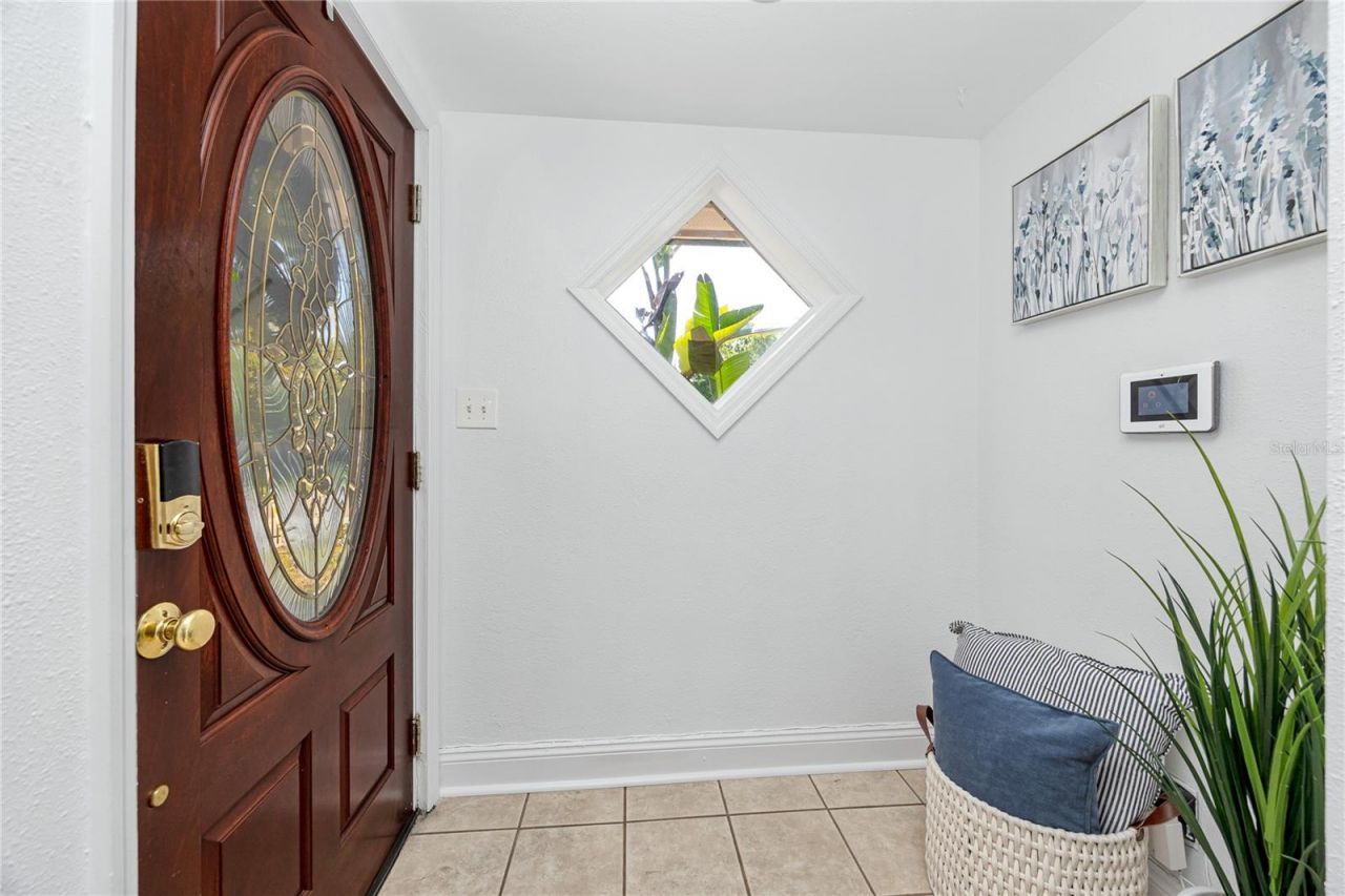 6482 20th Street N, Saint Petersburg, FL 33702 Photo