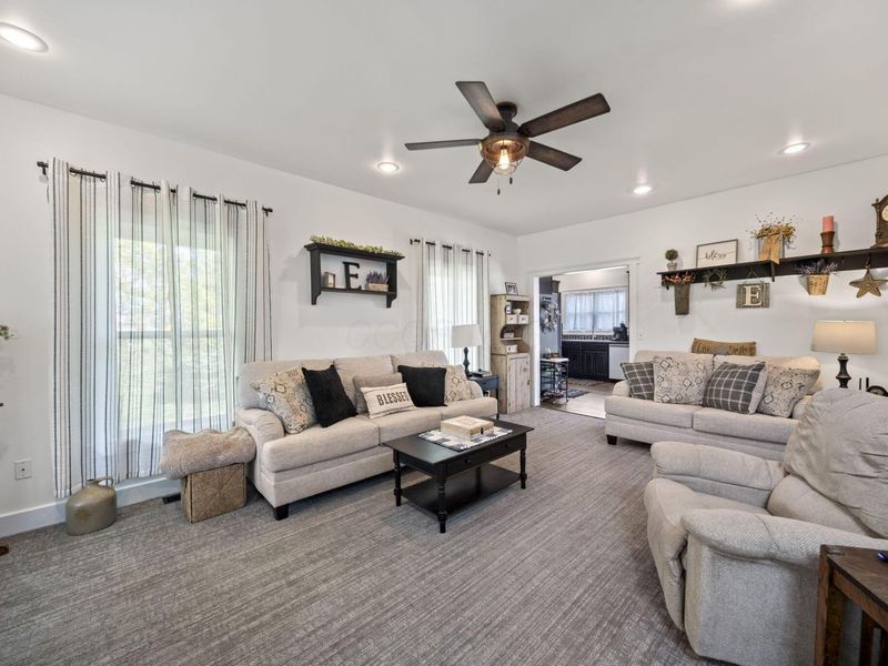 29814 Wolfe Road , Circleville, OH 43113 Photo 8